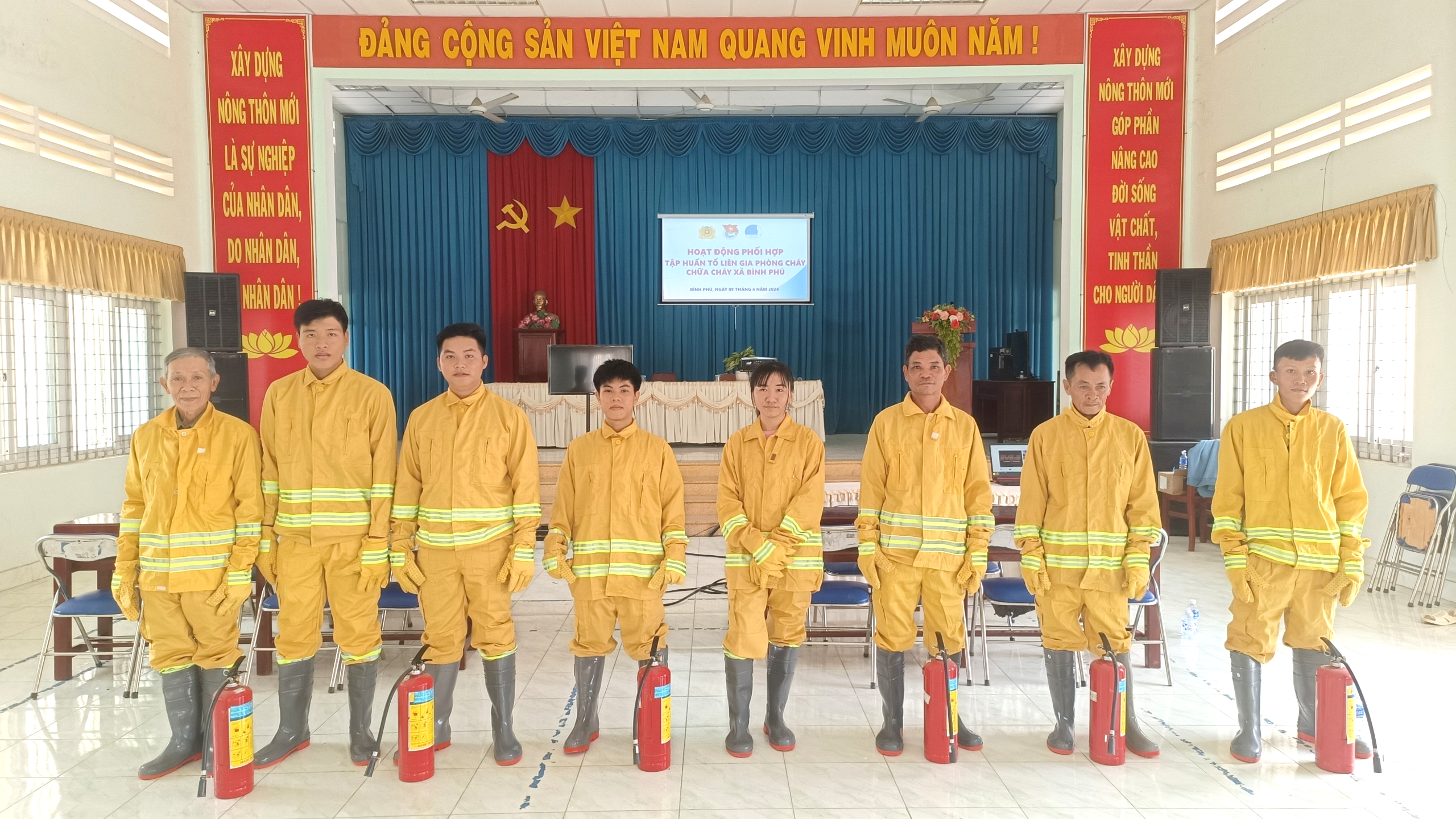 Ban Chấp hành xã Đoàn phối hợp ngành công an tổ chức tập huấn tuyên truyền phòng cháy chữa cháy